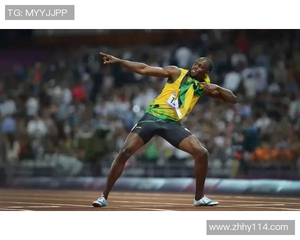 足球传奇从过去到现在的辉煌足迹逐步呈现，球星风采一目了然